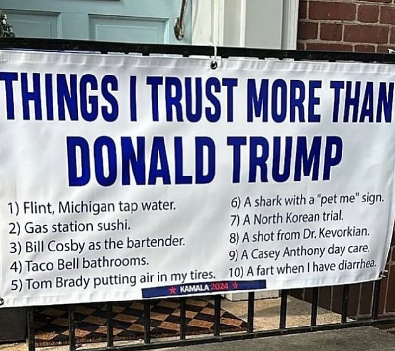 @ananavarrofl / Instagram : 'Things I Trust More Than Donald Trump' Viral List